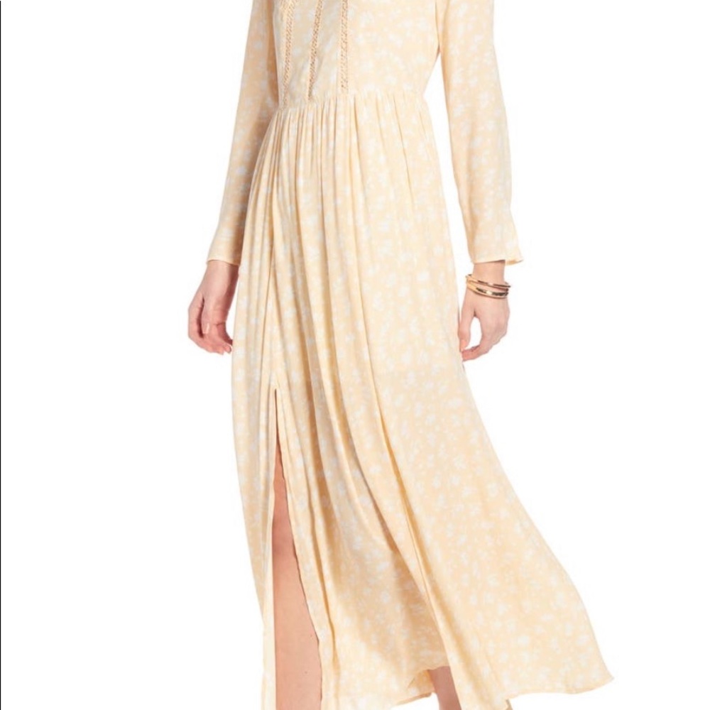 Spring dress - Picture 5 of 6